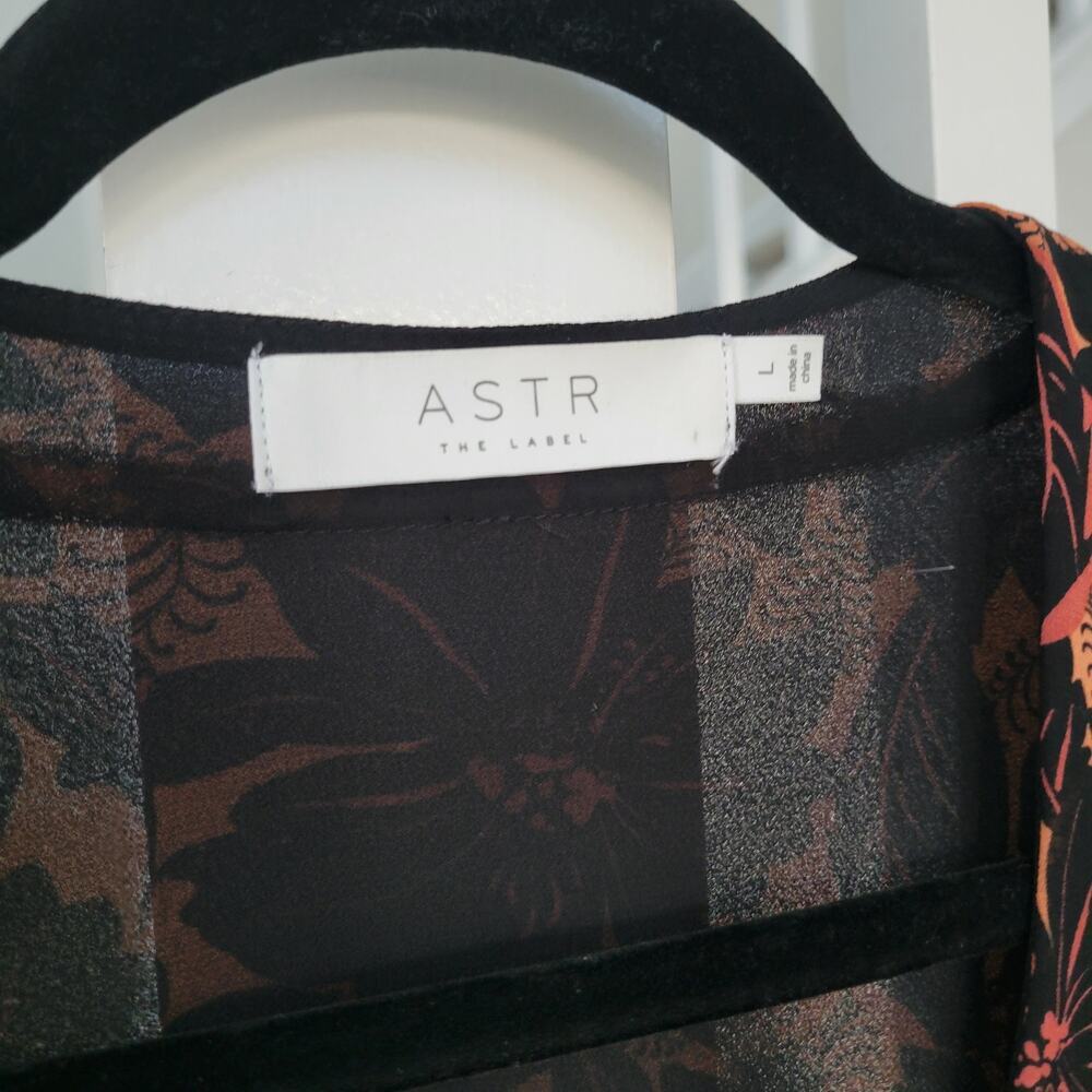 ASTR The Label Floral Smocked V-Neck Long Sleeve Dress Black/Coral Women Sz L - Picture 15 of 16